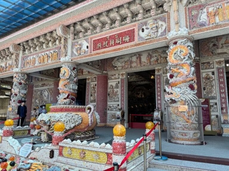 北海岸一日遊接送｜老梅綠石槽、金山神秘海岸、富貴角燈塔｜台北/新北出發